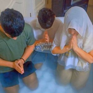 ماغي-خزام-معمودية-أناهيد-مانوكيان-وولديها