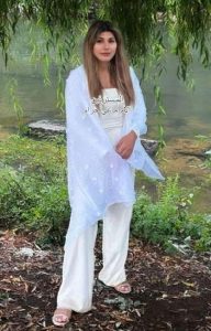 ماغي-خزام-معمودية-مارينا-نيسان